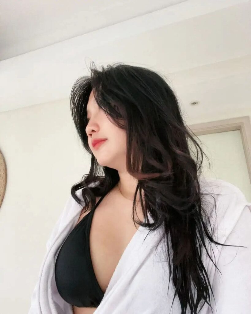 Bercinta Dengan Kakak Kelasku Yang Cute