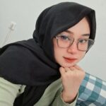 Ngentot Dengan Gadis Berjilbab Di Hutan