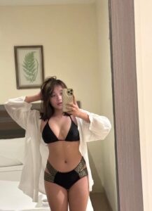 Ngewe Dengan Temanku Yang Sedang Galau