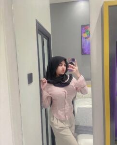 Sepongan Hangat Adik Ipar Berjilbab Sange