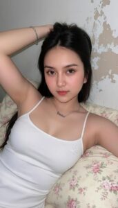 Sisil Cewek Jakarta Doyan Dugem dan Ngentot