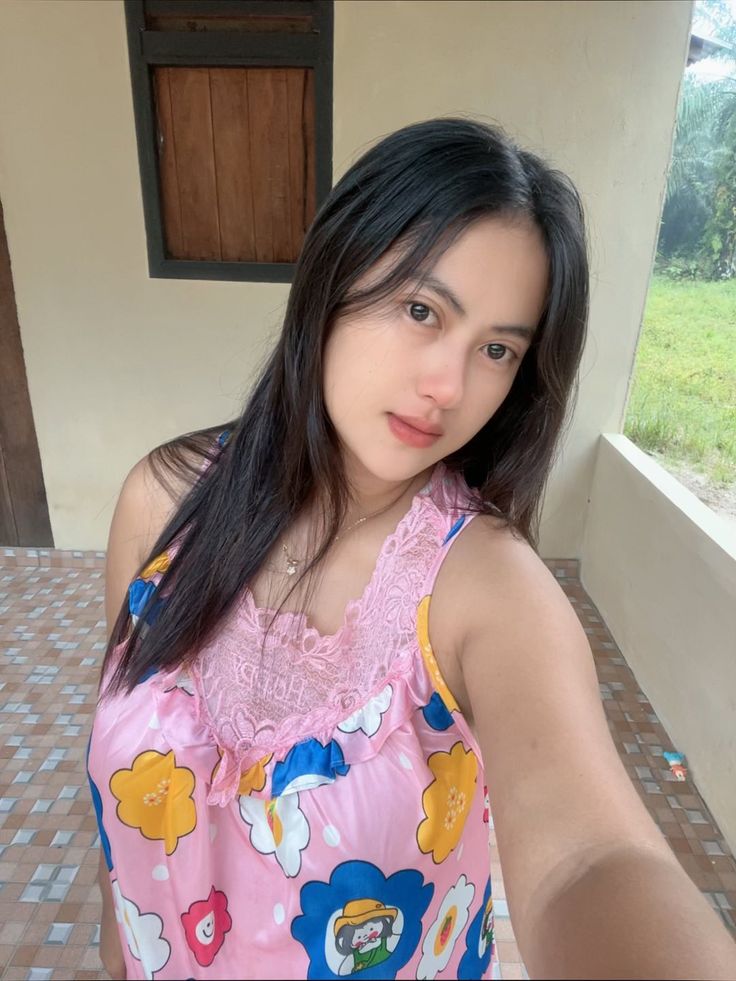 Dessy Gadis Binal Seksi dan Menggoda