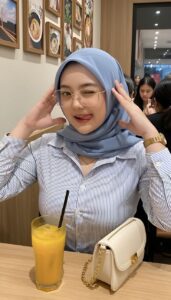 Mahasiswi Diperkosa Di Toilet Mall