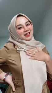 Ketauan nyontek jadi ngentot dengan guru